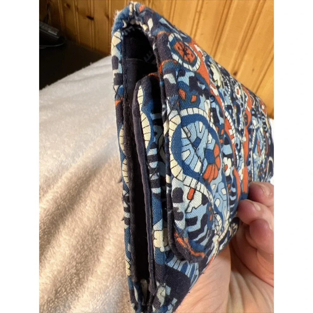 Vera Bradley Trifold Wallet Magnetic Closure Navy Light Blue And Orange Used - Picture 11 of 11